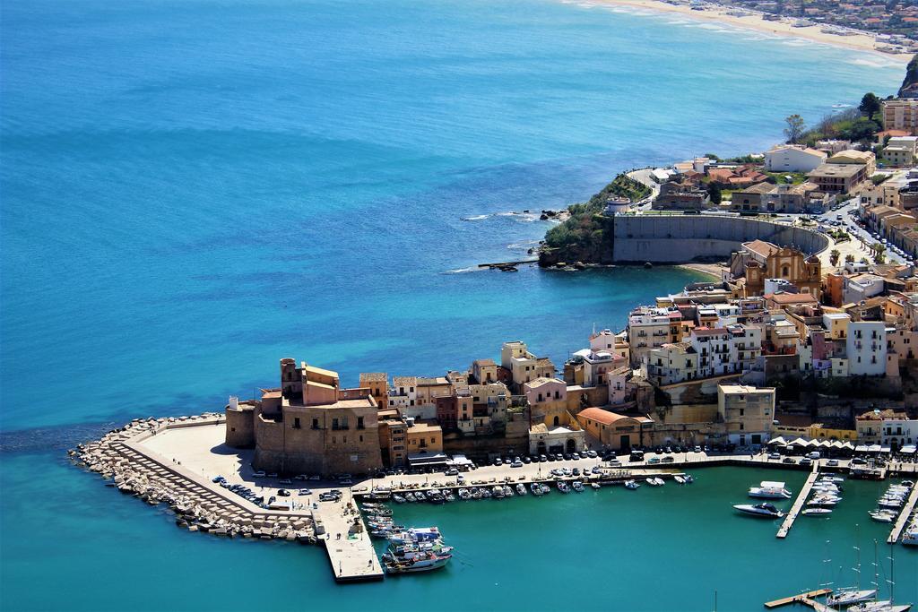 Hotel Casa Chiarenza Castellammare del Golfo Exterior foto